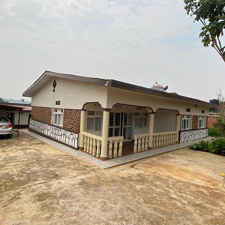 Bizi Homes คิกาลี ภายนอก รูปภาพ