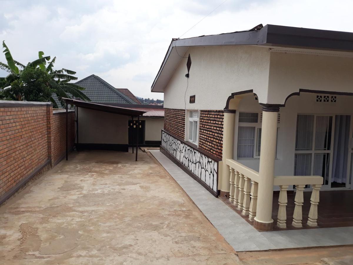 Bizi Homes คิกาลี ภายนอก รูปภาพ