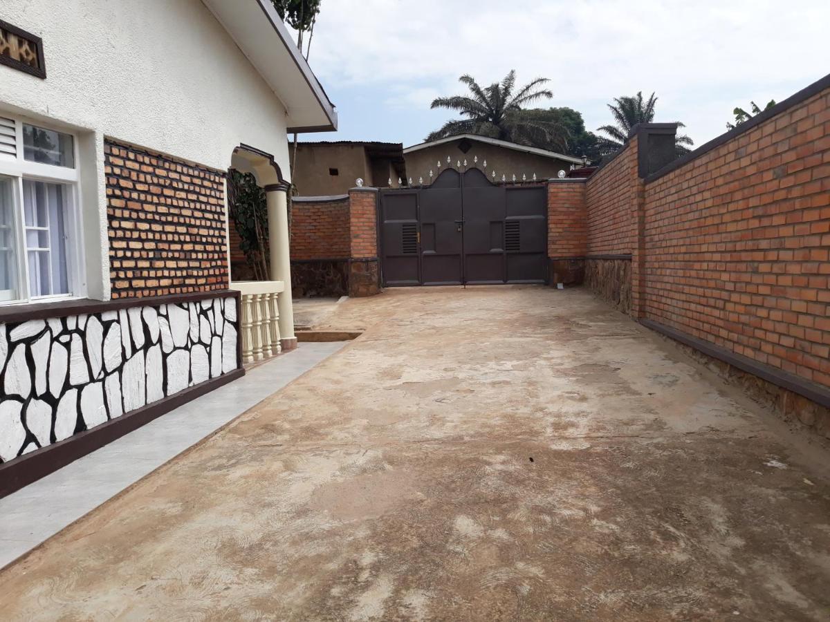Bizi Homes คิกาลี ภายนอก รูปภาพ