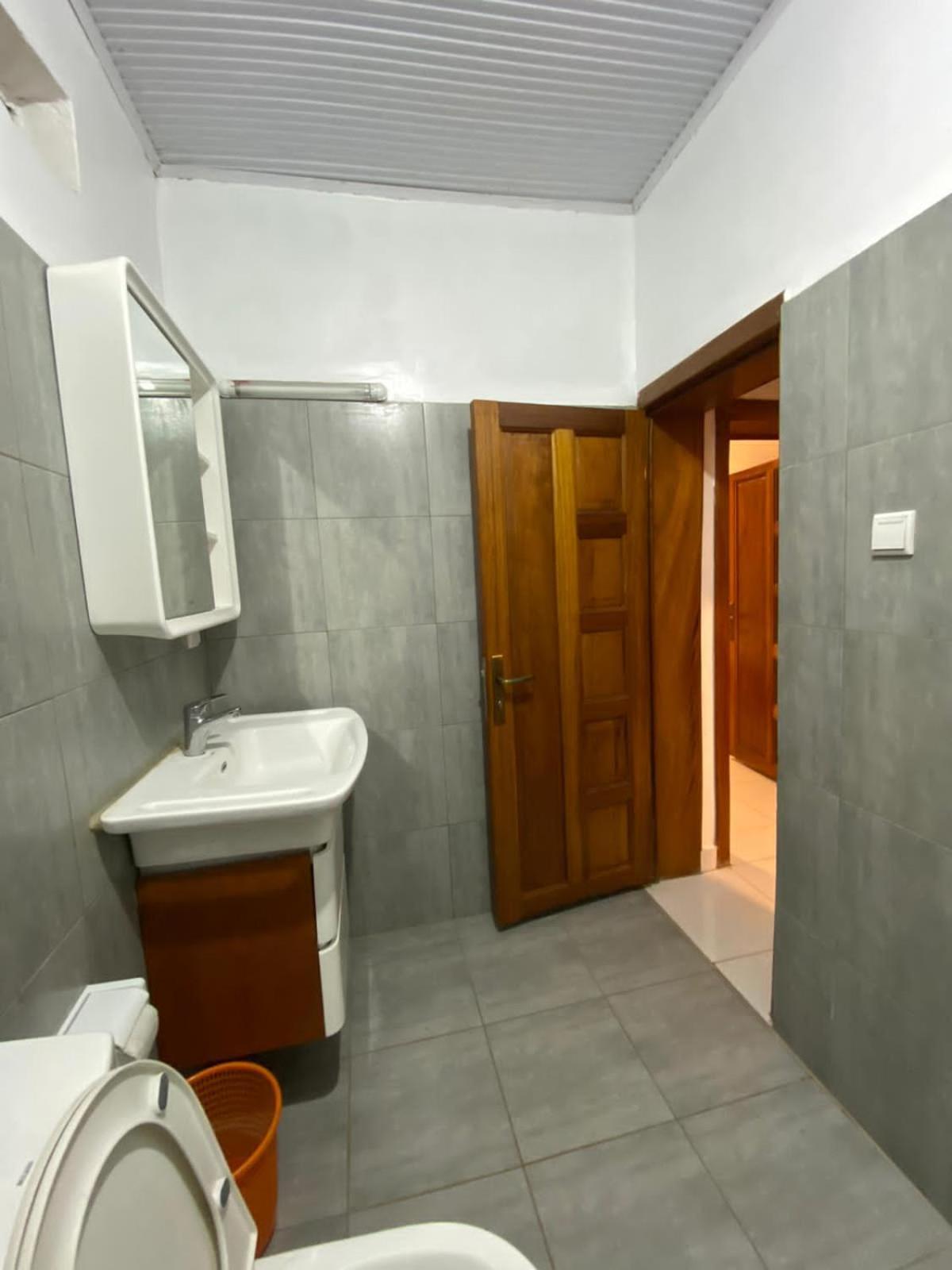 Bizi Homes คิกาลี ภายนอก รูปภาพ